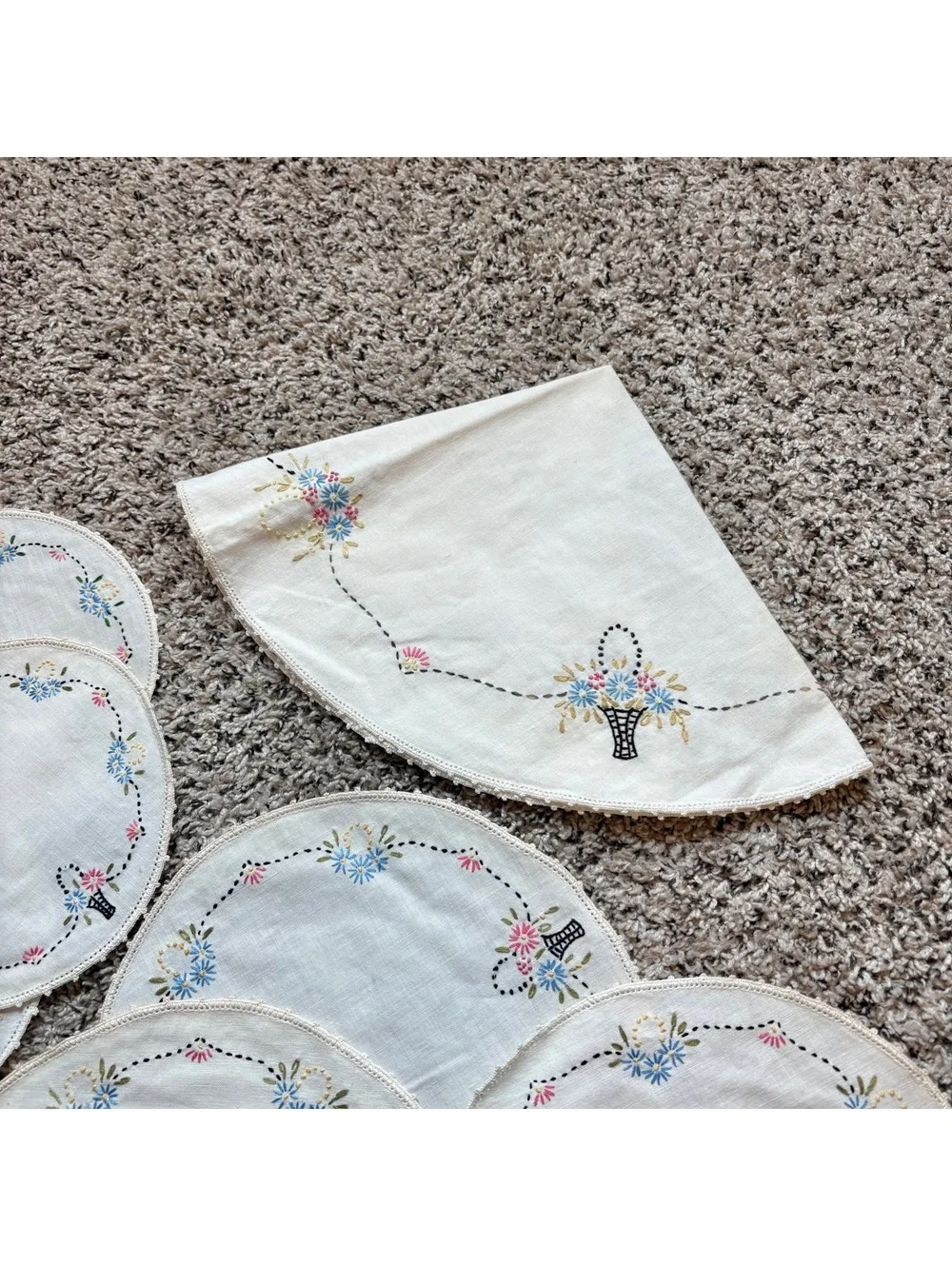 Vintage Embroidered Linen Doily Set Floral Basket Coasters Mats Table Linens
